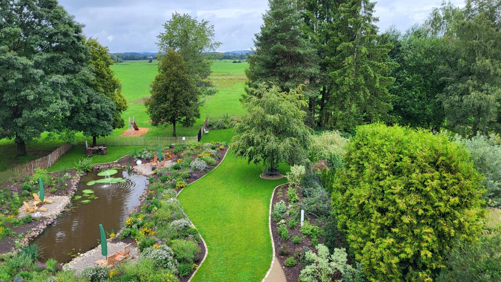 Komfort Ferienwohnungen Mit Wellness-Garten - Gaestehaus Am Bachlauf - Losheim Am See Стая снимка
